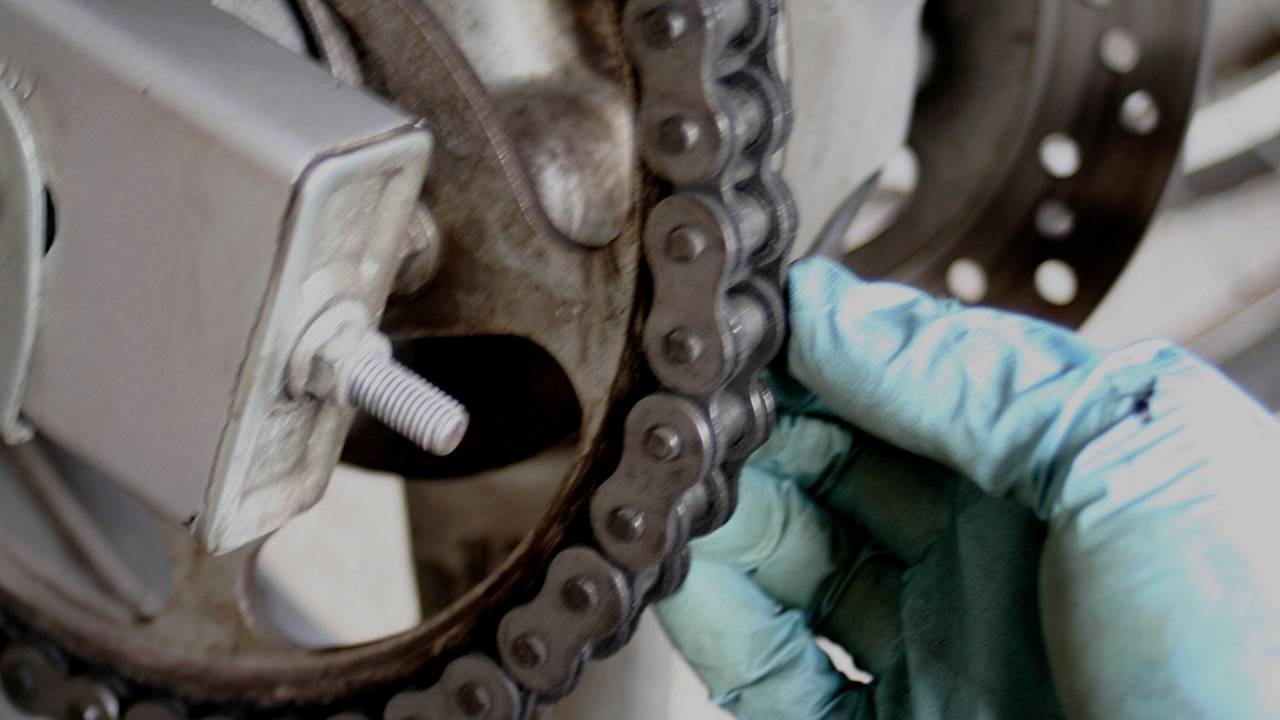 Pull Out On Chain To Check Wear