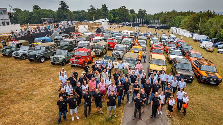 Land Rover parade
