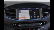 Hyundai Ioniq, pochi optional e tanto di serie