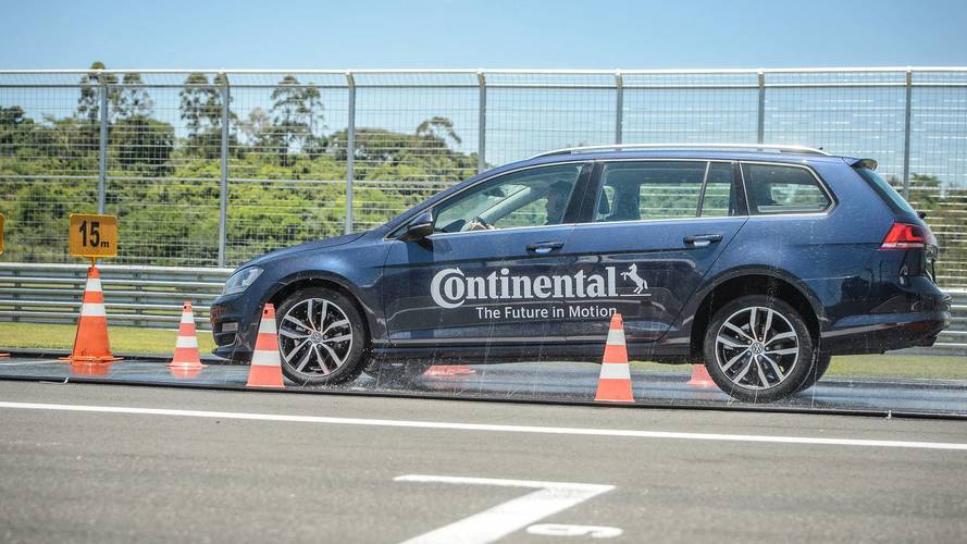 Golf Variant com pneus Continental PremiumContact 6