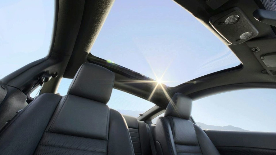 Ford Mustang Gets New FactoryFitted Glass Roof Photos