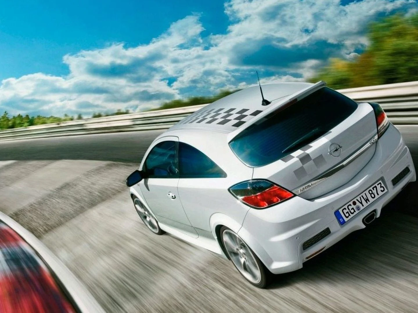 opel premieres astra opc nurburgring edition at essen