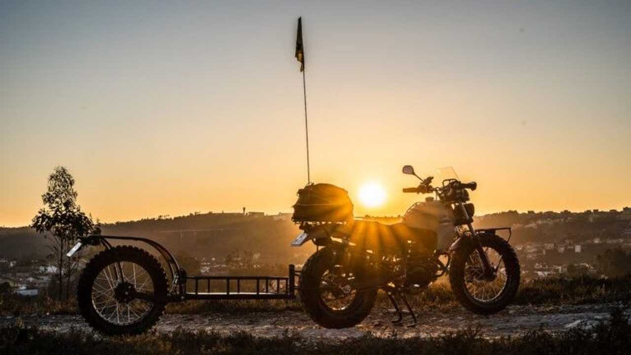 Jumatsu TransWorld: Yamaha TW125 - Puesta de sol