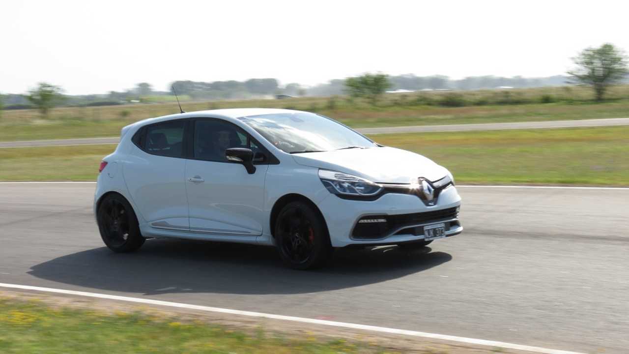 #FastDrive: Renault Clio IV RS
