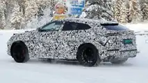 2022 Lamborghini Urus Evo Spy Fotos