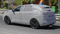 2016 Peugeot 3008 spy photo