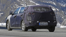 2016 Kia Niro spy photo