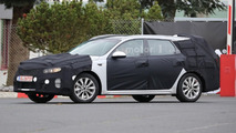 Kia Optima SW spy photo