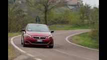 Peugeot 308 GTi, il bello delle curve