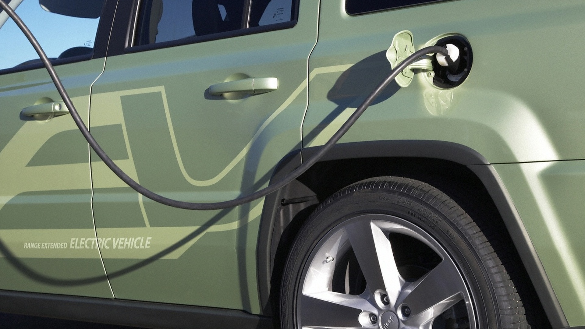 Jeep Patriot EV Revealed Photos