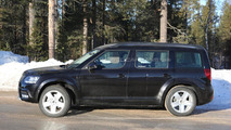 2016 Skoda Snowman chassis testing mule spy photo