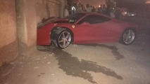 Ferrari 458 Italia crashed after fight with girlfriend
