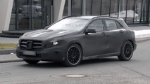 Mercedes-Benz GLA 45 AMG spy photo 25.03.2013 / Automedia