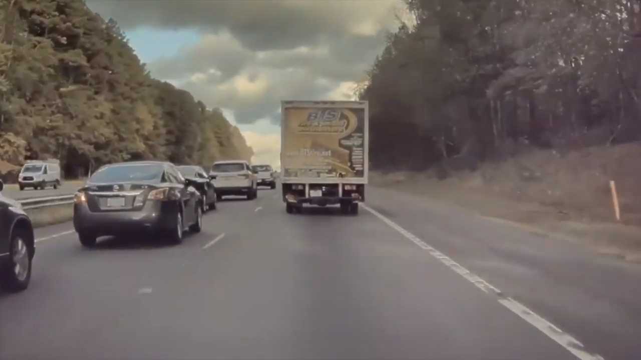 This TeslaCam Video Shows Exactly What You Should Never Do In Traffic