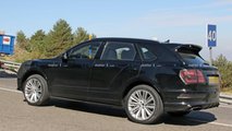 Makyajlı Bentley Bentayga yeni casus fotoğraflar