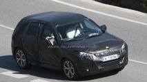 2013 Peugeot 2008 compact SUV spied 31.08.2011