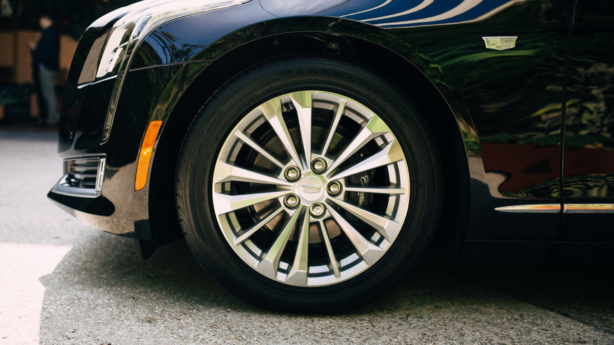 2017 Cadillac CT6 Plug-In: Review