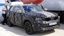2018 Volvo XC40 spy photo