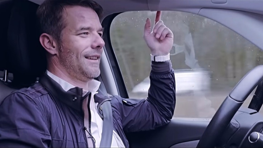 VIDÉO - Sébastien Loeb découvre la voiture autonome PSA