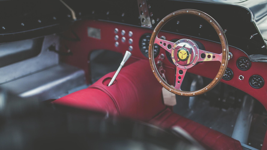 Lister Knobbly Road Legal