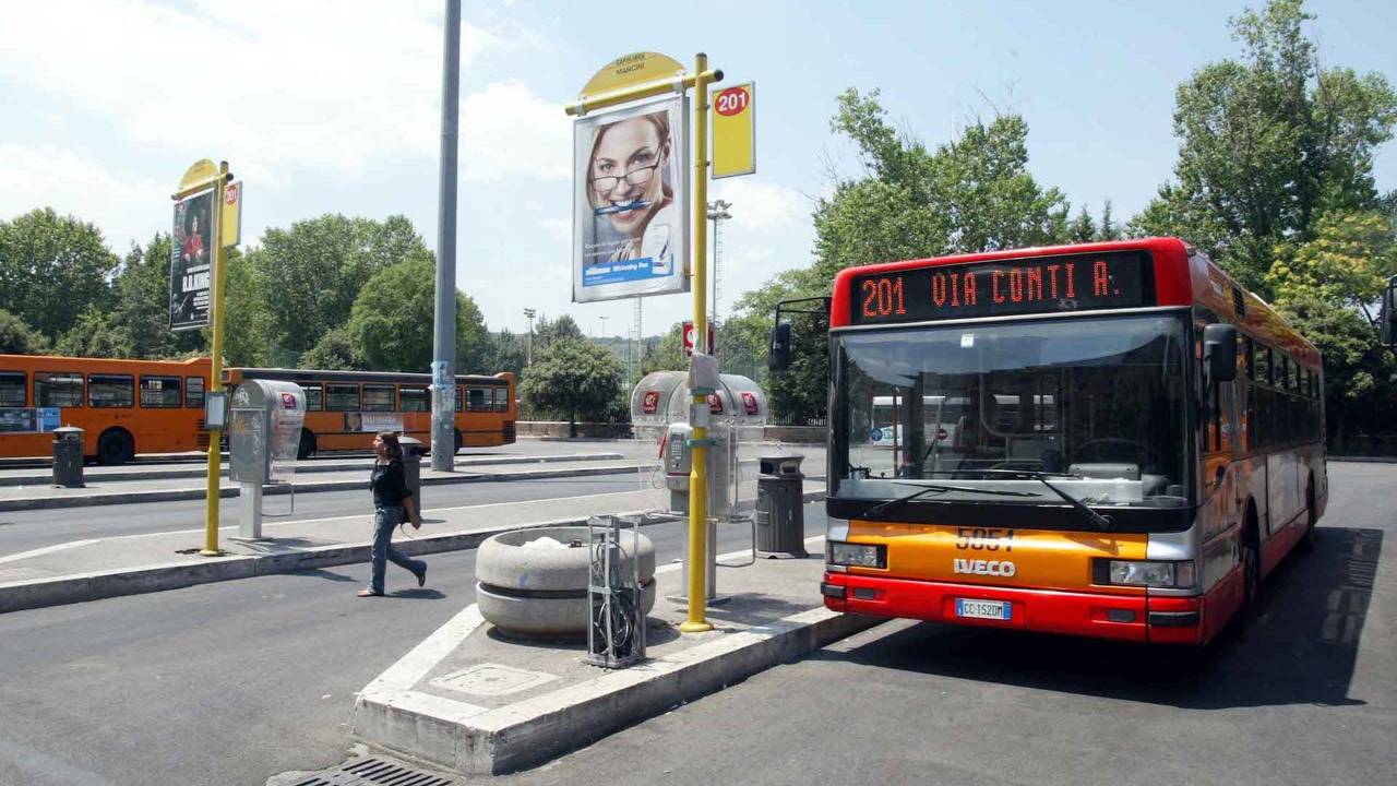 Mezzi pubblici gratuiti in Italia, una mossa per vincere le elezioni