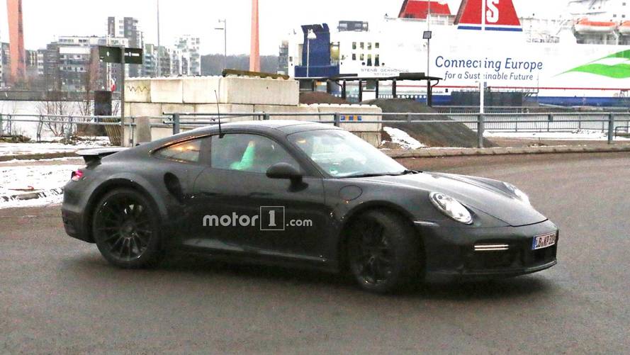 Porsche 911 Turbo New Spy Photos
