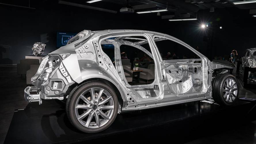 Mazda SkyActiv-X Prototipi: İlk Sürüş
