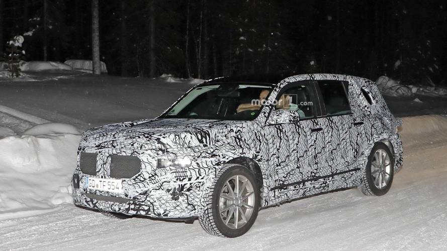Mercedes-Benz GLB-Class Spy Photo