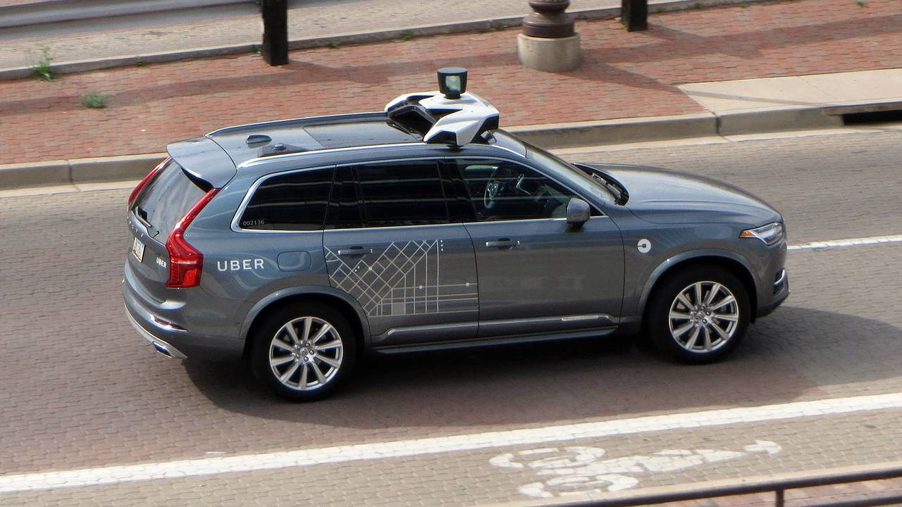 Uber a guida autonoma