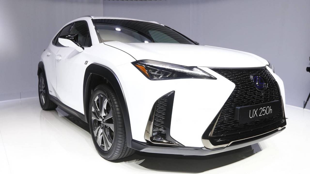13. Lexus UX 250h (2018)