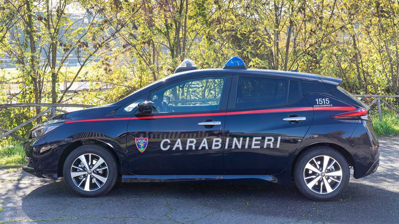 Nissan Leaf Carabinieri