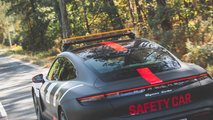 Porsche taycan Safety Car