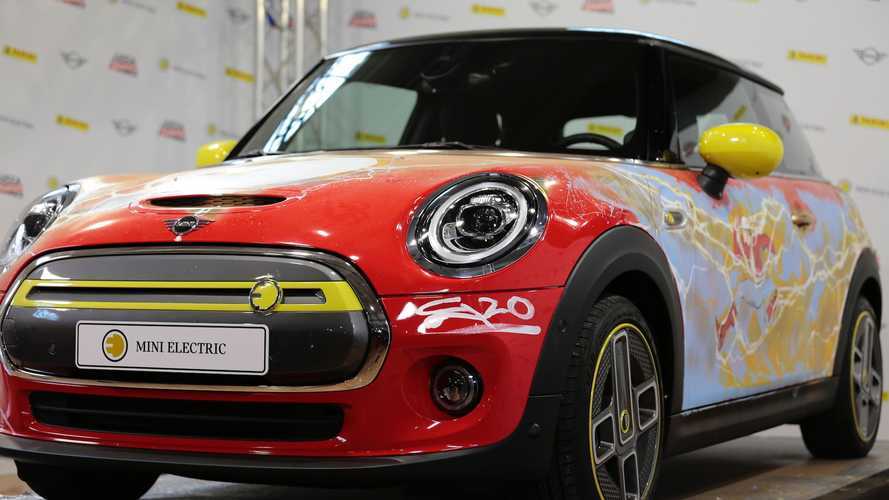 La Mini elettrica festeggia gli 80 anni di Flash