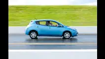 Nissan Leaf, record in retromarcia a Goodwood 2012