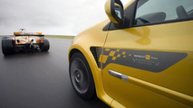 Clio Renault F1 Team R27