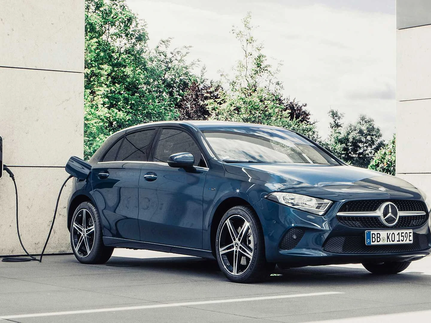 Mercedes A 250 E Und B 250 E Kompakt Stromer