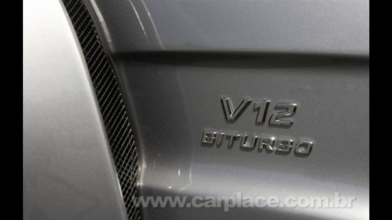 Mercedes-Benz revela o novo SL65 AMG Black Series com motor V12 de 661cv