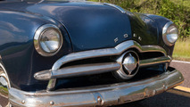 1949 Ford Green Day