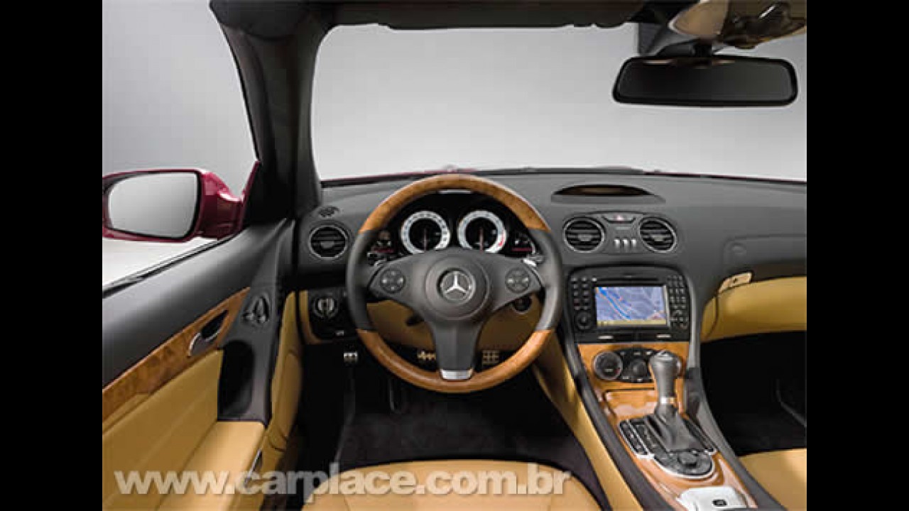 Mercedes-Benz revela oficialmente detalhes e imagens da nova SL 2009