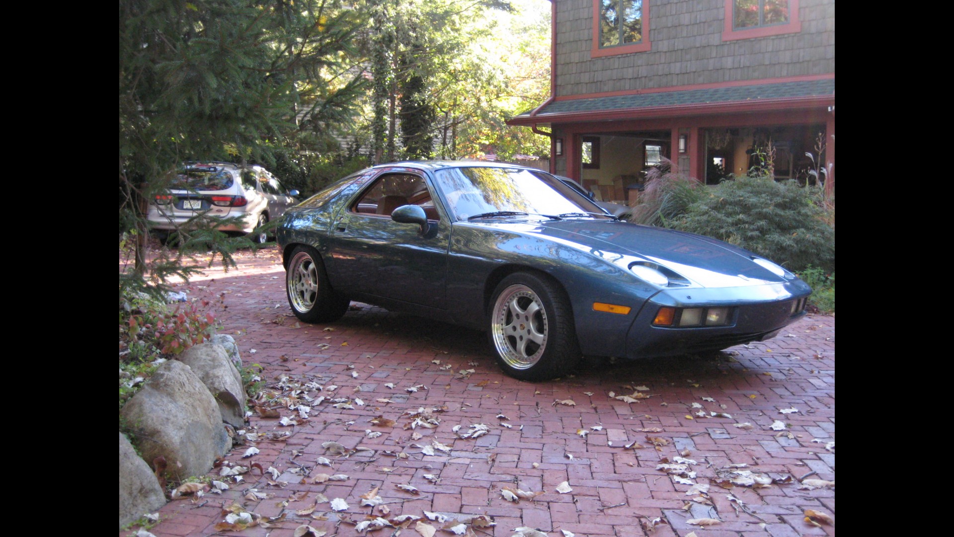 porsche-928.jpg