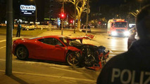 Ferrari 458 Speciale and Smart ForTwo accident in Berlin