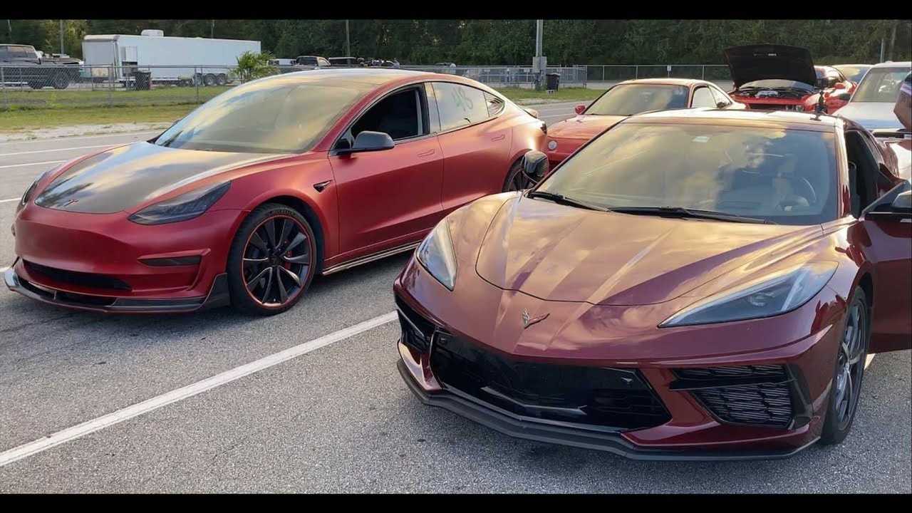 Watch Tesla Model 3 Performance Race 2020 Chevy Corvette C8: 1/4 Mile