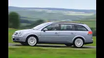 Opel putzt Mittelklasse