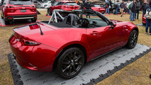Mazda MX-5 Miata Yarış Aracı Halfie