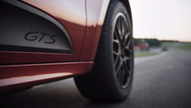 Porsche 944 vs. Macan GTS