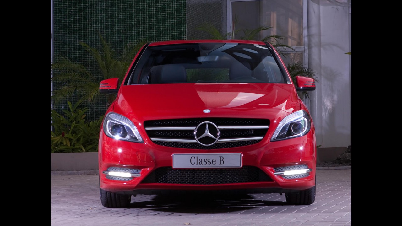 Mercedes comemora 1 milhão de Classe B produzidos