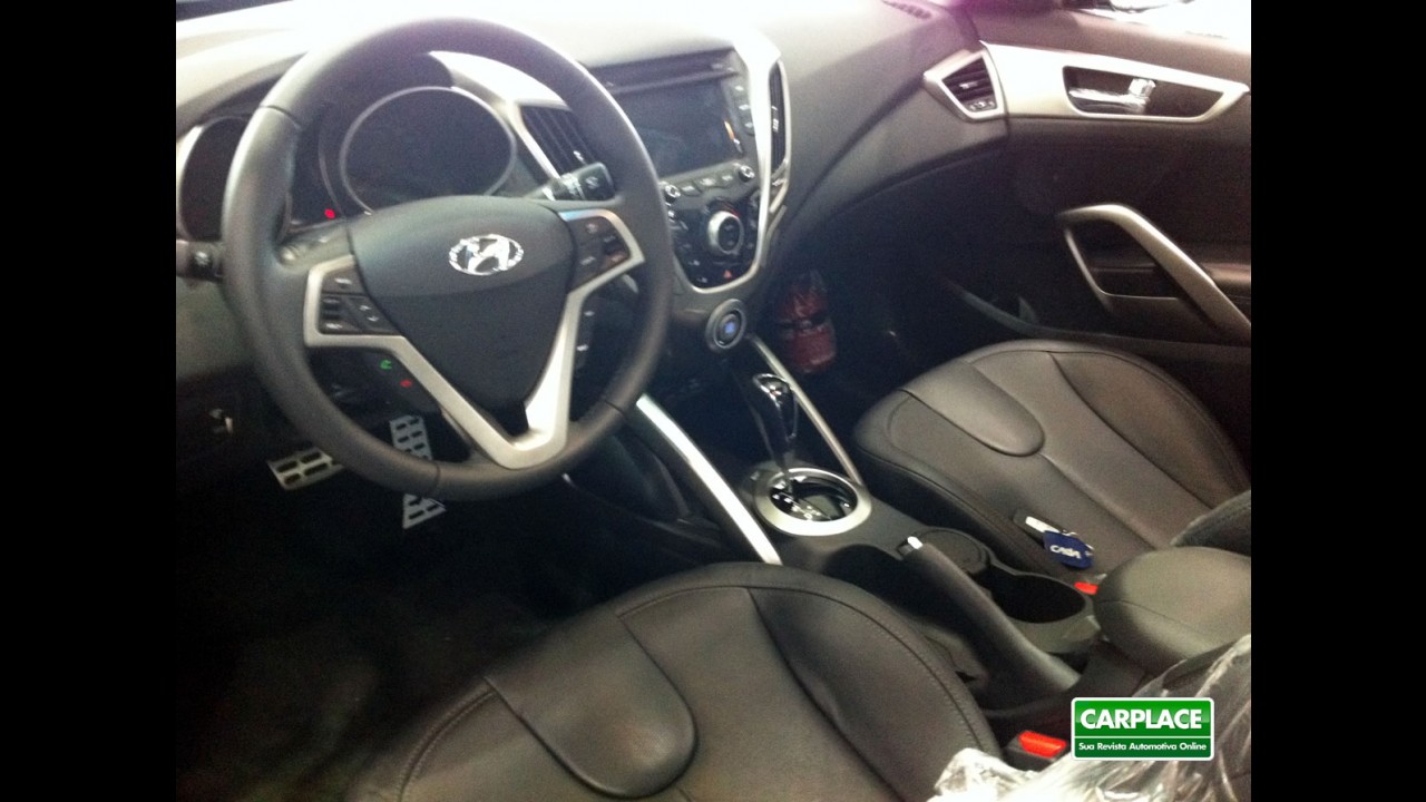 Hyundai Veloster: detalhes do acabamento interno e novos preços