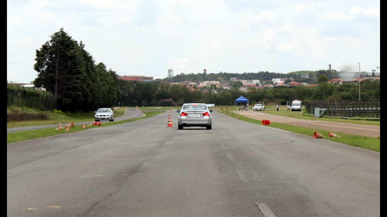 CARPLACE no BMW Driver Training