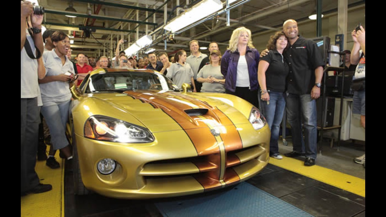 Dodge Viper: Última unidade personalizada sai da linha de montagem