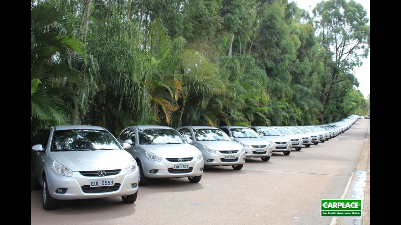 Garagem CARPLACE: Avaliação final do JAC J3 Turin